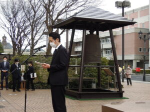 千年和鐘を打鐘