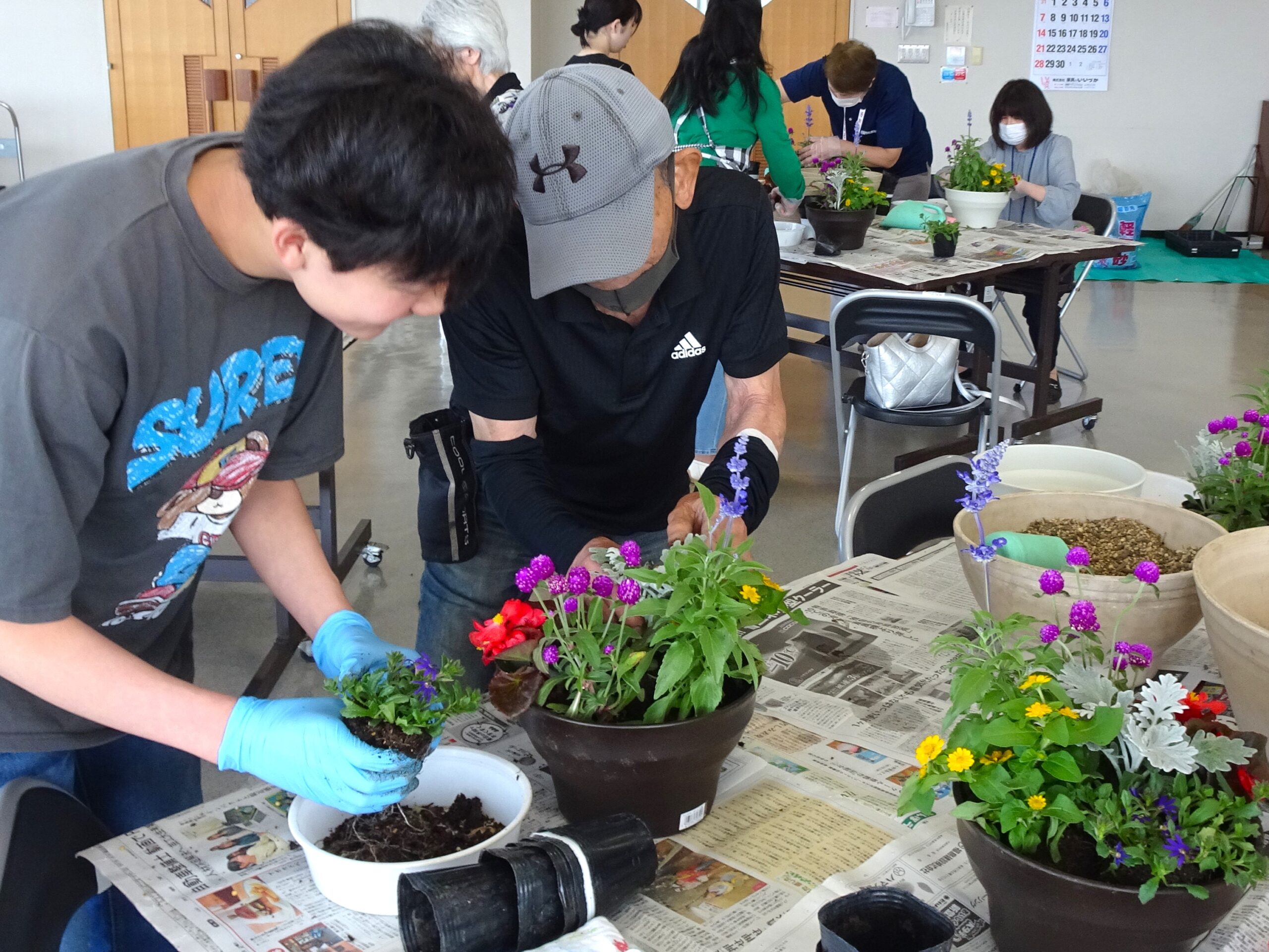 わくわくのたねの会~初夏の花の寄せ植え体験~